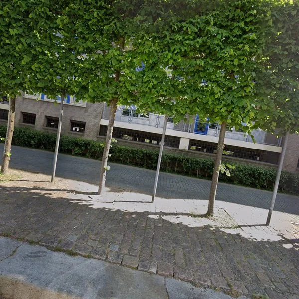 Straatbeeld van Hopliedenkade 127, 5017EM Tilburg