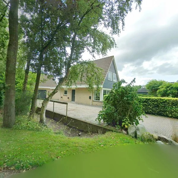 Straatbeeld van Hoptunen 15, 9213VK De Wilgen