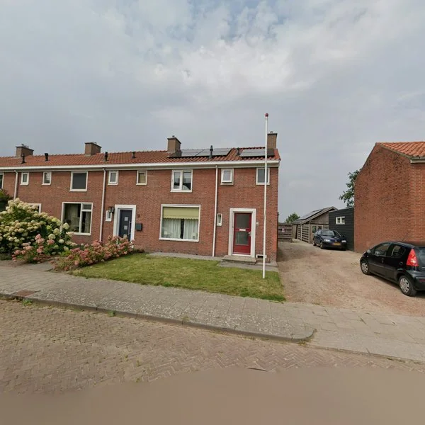 Straatbeeld van Hörnhuusstraat 33, 9864PL Kornhorn