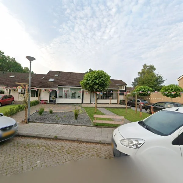Straatbeeld van Houtwal 2, 9822BL Niekerk