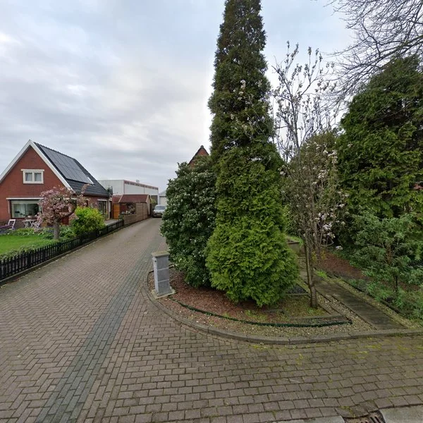 Straatbeeld van Houtweg 34, 9936BL Farmsum