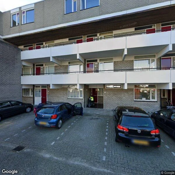 Straatbeeld van Huibertplaat 50, 8032DJ Zwolle