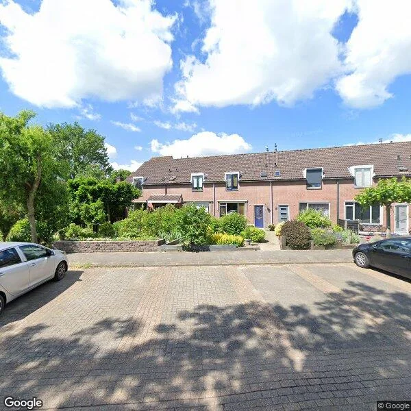 Straatbeeld van Huis te Beestlaan 5, 4153CE Beesd