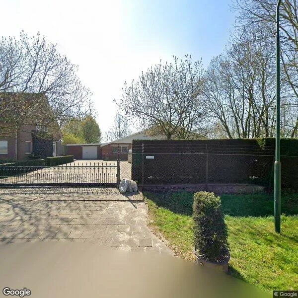 Straatbeeld van Huisdaalsestraat 1, 5367NG Macharen