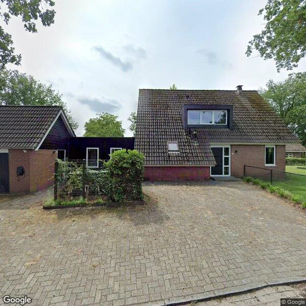 Straatbeeld van Huizingsbrinkweg 33, 7812BK Emmen