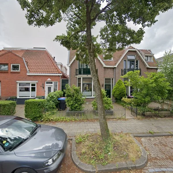 Straatbeeld van Huizumerlaan 106, 8934BK Leeuwarden