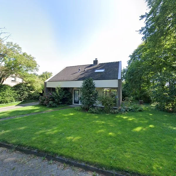Straatbeeld van Hulstlaan 2, 9321GH Peize