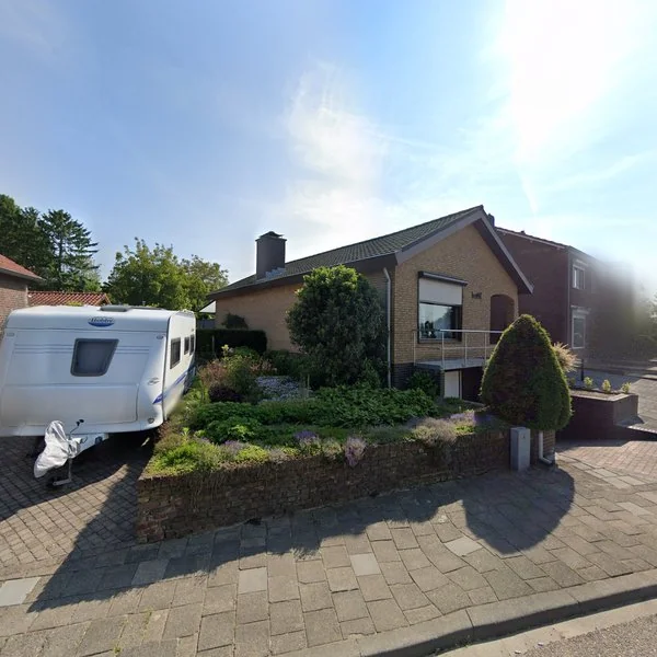 Straatbeeld van Hussenbergstraat 29a, 6243AG Geulle