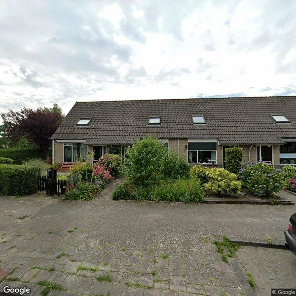 Straatbeeld van Idzerdastins 146, 8925AW Leeuwarden