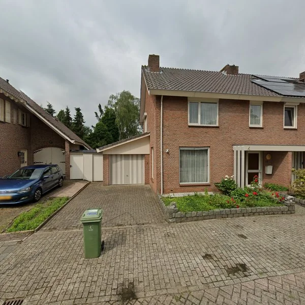 Straatbeeld van Iepenlaan 15, 5453KT Langenboom