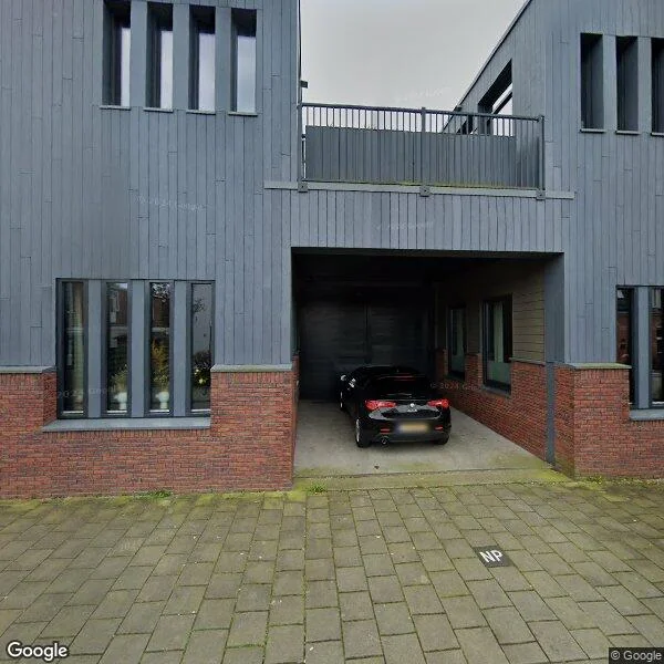 Straatbeeld van Iepenlaan 1A, 8603CE Sneek