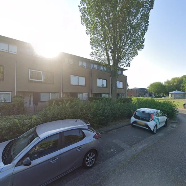 Straatbeeld van Iepenstraat 4, 1326BA Almere