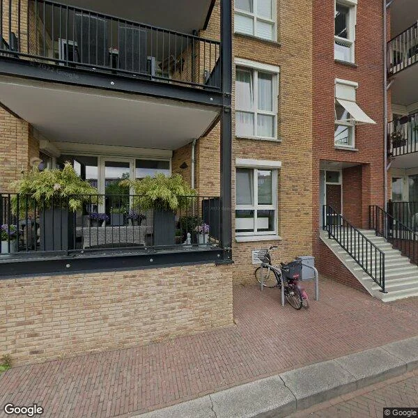 Straatbeeld van IJsbaankade 55, 1271GC Huizen
