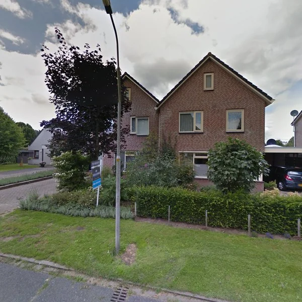 Straatbeeld van IJssel de Schepperstraat 13, 7435PR Okkenbroek