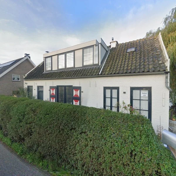 Straatbeeld van IJsseldijk-Noord 104, 2935BK Ouderkerk aan den IJssel