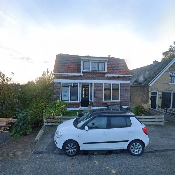 Straatbeeld van IJsseldijk-Noord 320, 2935CR Ouderkerk aan den IJssel