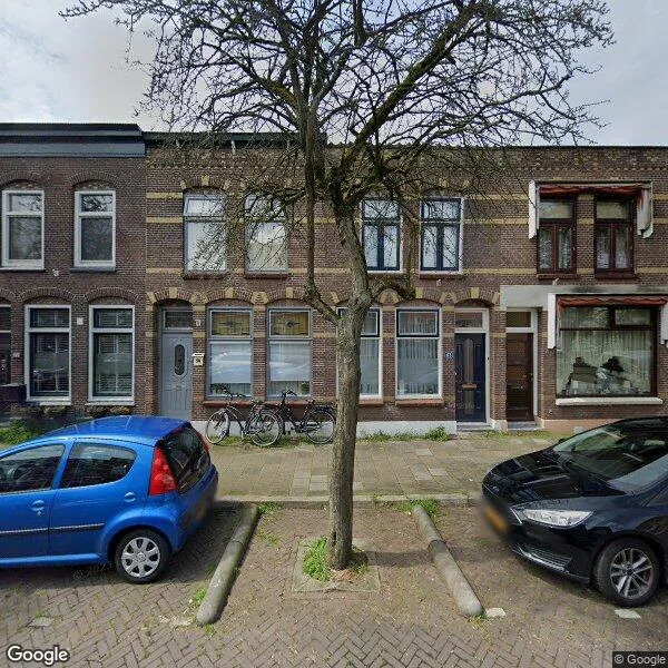Straatbeeld van IJssellaan 48, 2806TL Gouda