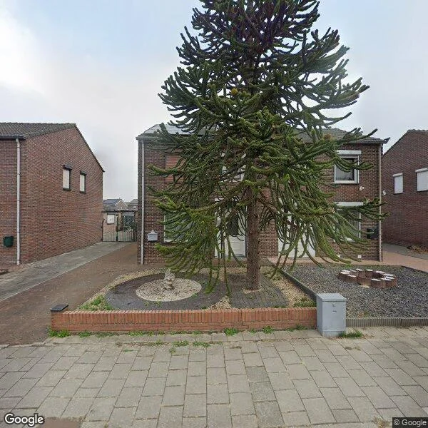 Straatbeeld van Industriestraat 65, 5953LV Reuver