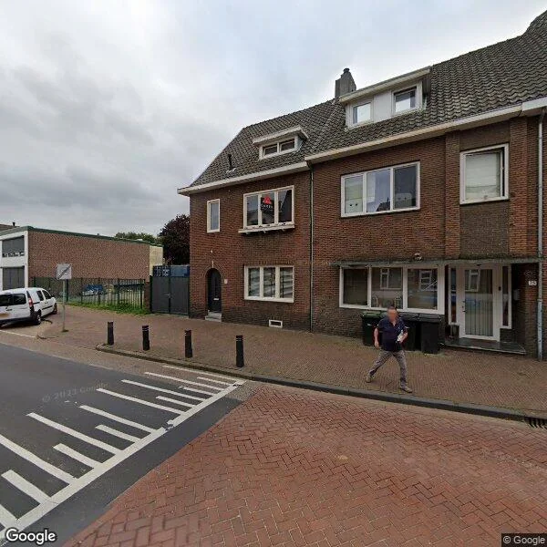 Straatbeeld van Industriestraat 73, 6466GB Kerkrade