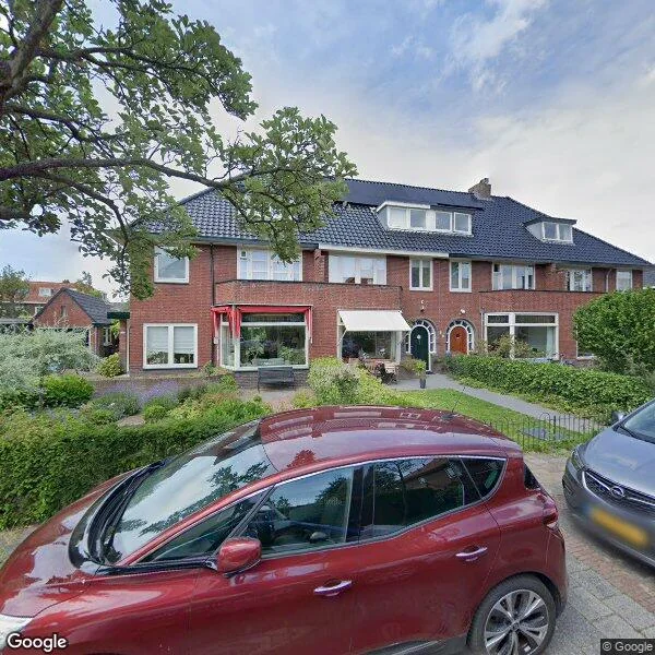 Straatbeeld van Irislaan 5, 2106BE Heemstede