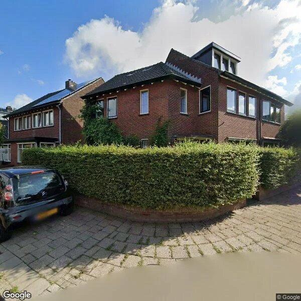 Straatbeeld van Irisstraat 5, 7555CD Hengelo