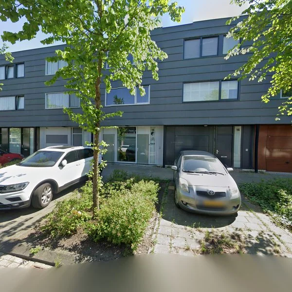 Straatbeeld van J. Kluitstraat 18, 3201KW Spijkenisse