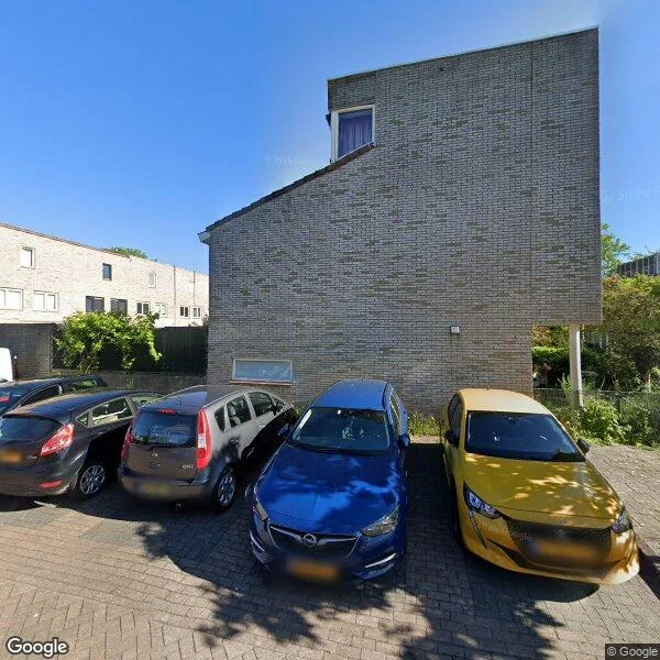Straatbeeld van J. Paxtonstraat 25, 1992BJ Velserbroek