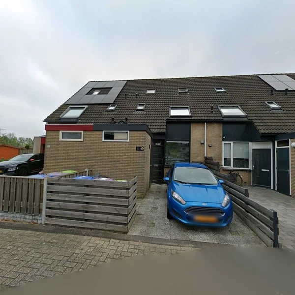 Straatbeeld van Jachtbuitkreek 13, 3206GD Spijkenisse