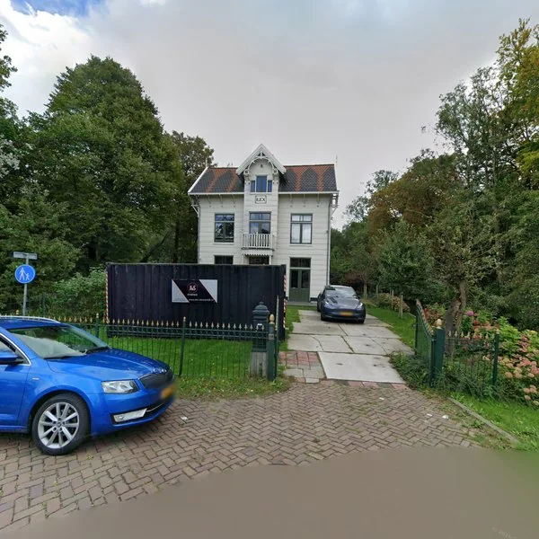 Straatbeeld van Jan Thijssenweg 8, 2495AH Den Haag