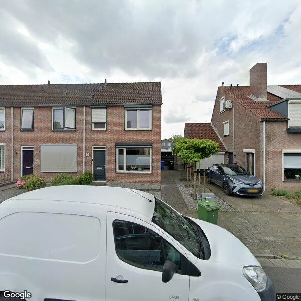 Straatbeeld van Jan van Eyckstraat 12, 4571LT Axel