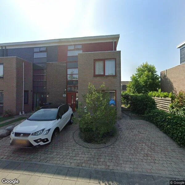 Straatbeeld van Jan van Eyckstraat 38, 1318GG Almere