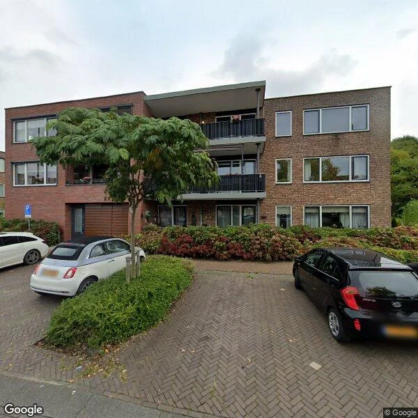 Straatbeeld van Jasmijnstraat 64, 4261CS Wijk en Aalburg