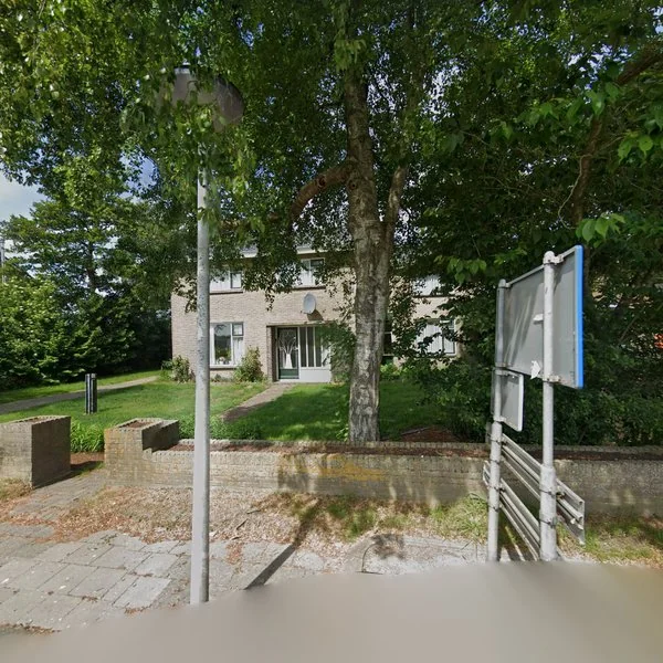 Straatbeeld van Jetze Veldstraweg 4, 8513CH Ouwsterhaule