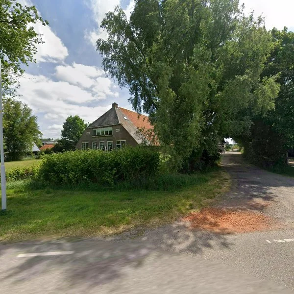 Straatbeeld van Jetze Veldstraweg 93, 8514CN Ouwster-Nijega
