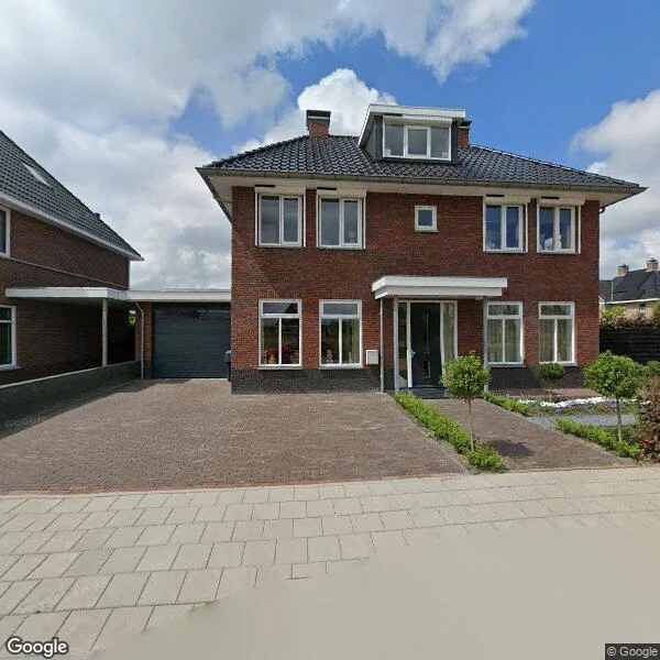 Straatbeeld van Jikke Reinbergenstrjitte 2, 8401NK Gorredijk