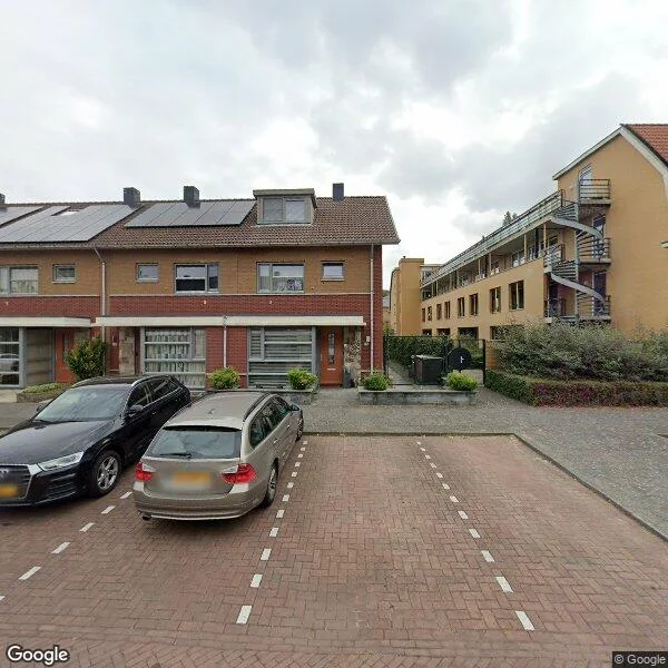 Straatbeeld van Joan van Broekhuizenlaan 36, 1187BH Amstelveen
