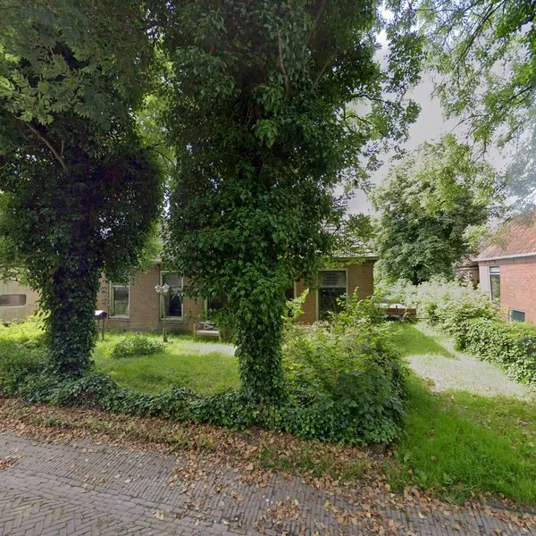 Straatbeeld van Joarumerleane 17, 8732EC Kûbaard