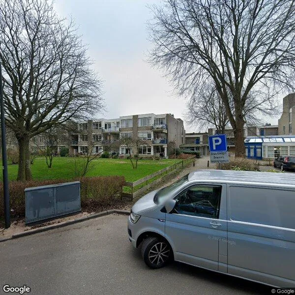 Straatbeeld van Johan Limpersplantsoen 72, 2025EK Haarlem
