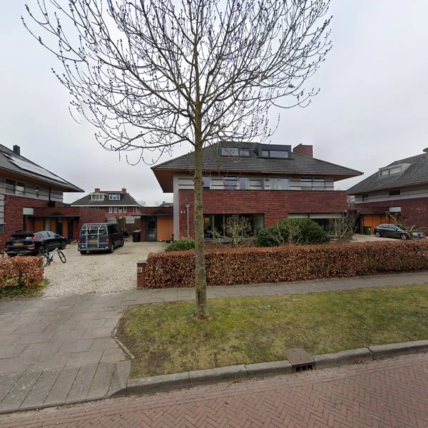 Straatbeeld van Johan van Welveldelaan 24, 9766PG Eelderwolde