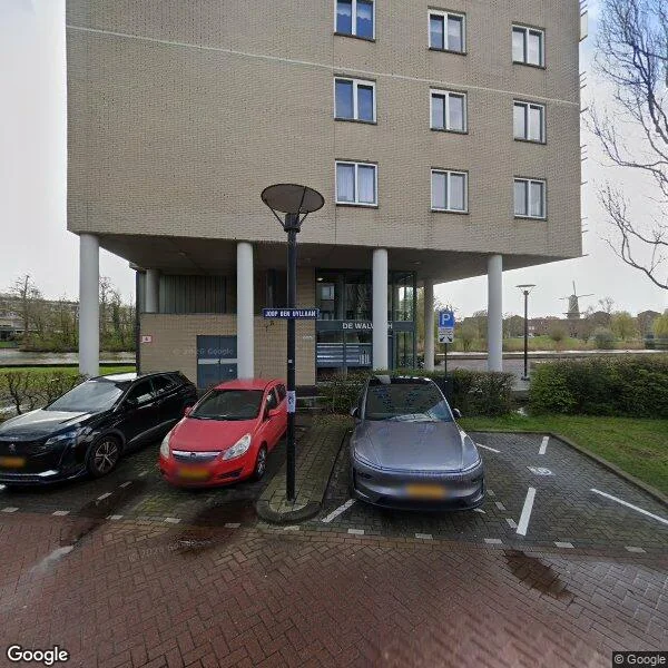 Straatbeeld van Joop den Uyllaan 111, 3119VJ Schiedam