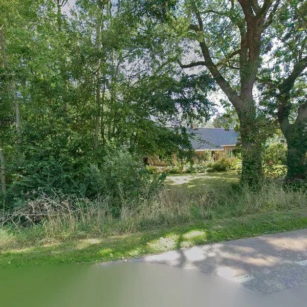 Straatbeeld van Jousterwei 1, 9147BH Hantum