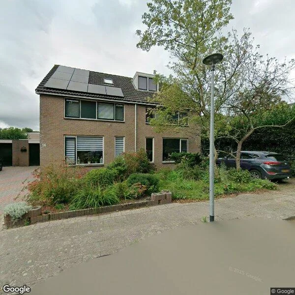 Straatbeeld van Juffrouw Clewitsstraat 18, 9302AH Roden