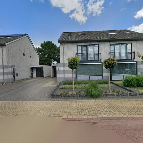 Straatbeeld van Jûkelburd 11, 9247EM Ureterp