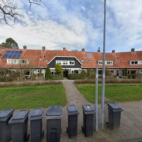 Straatbeeld van Juliana van Stolberglaan 15, 2111CJ Aerdenhout