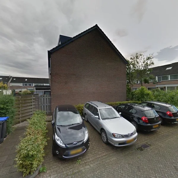Straatbeeld van Juliana van Stolberglaan 31, 3411XA Lopik