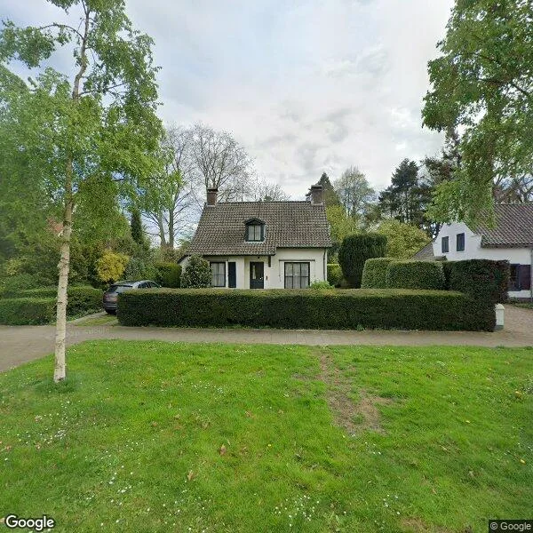 Straatbeeld van Julianalaan 4, 4872BE Etten-Leur