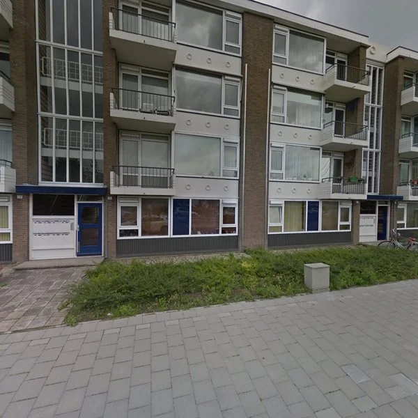Straatbeeld van Julianalaan 56c, 8932AC Leeuwarden