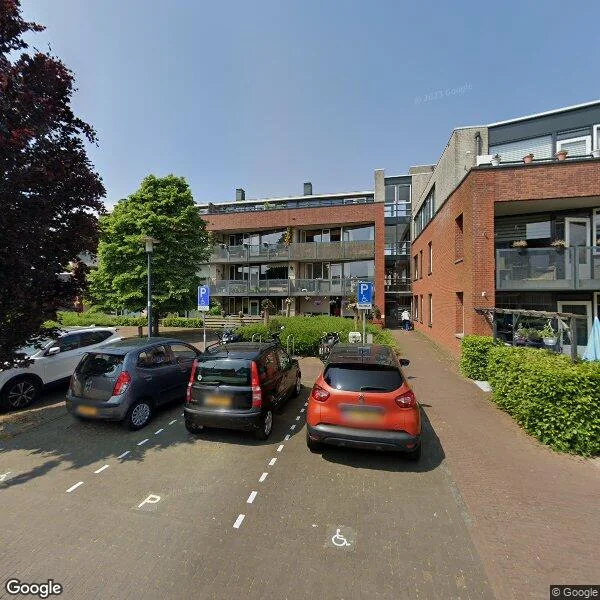 Straatbeeld van Julianaplantsoen 11, 2121GN Bennebroek