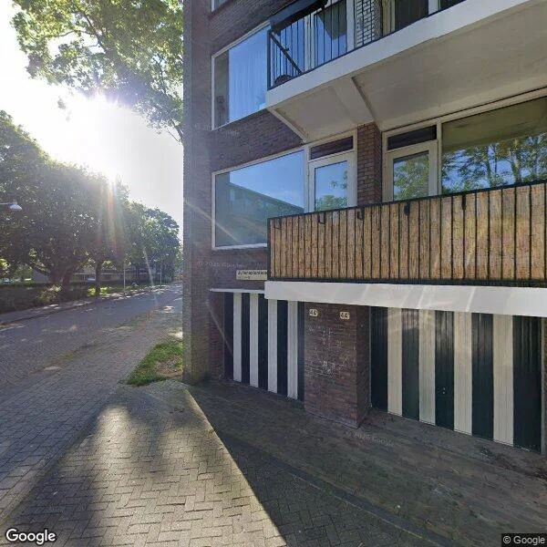 Straatbeeld van Julianaplantsoen 48, 1111XR Diemen