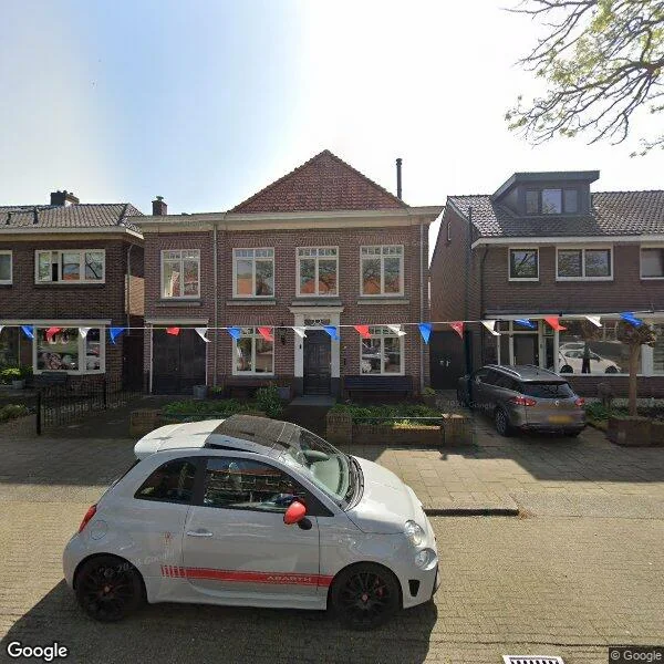 Straatbeeld van Julianastraat 74, 3905EN Veenendaal